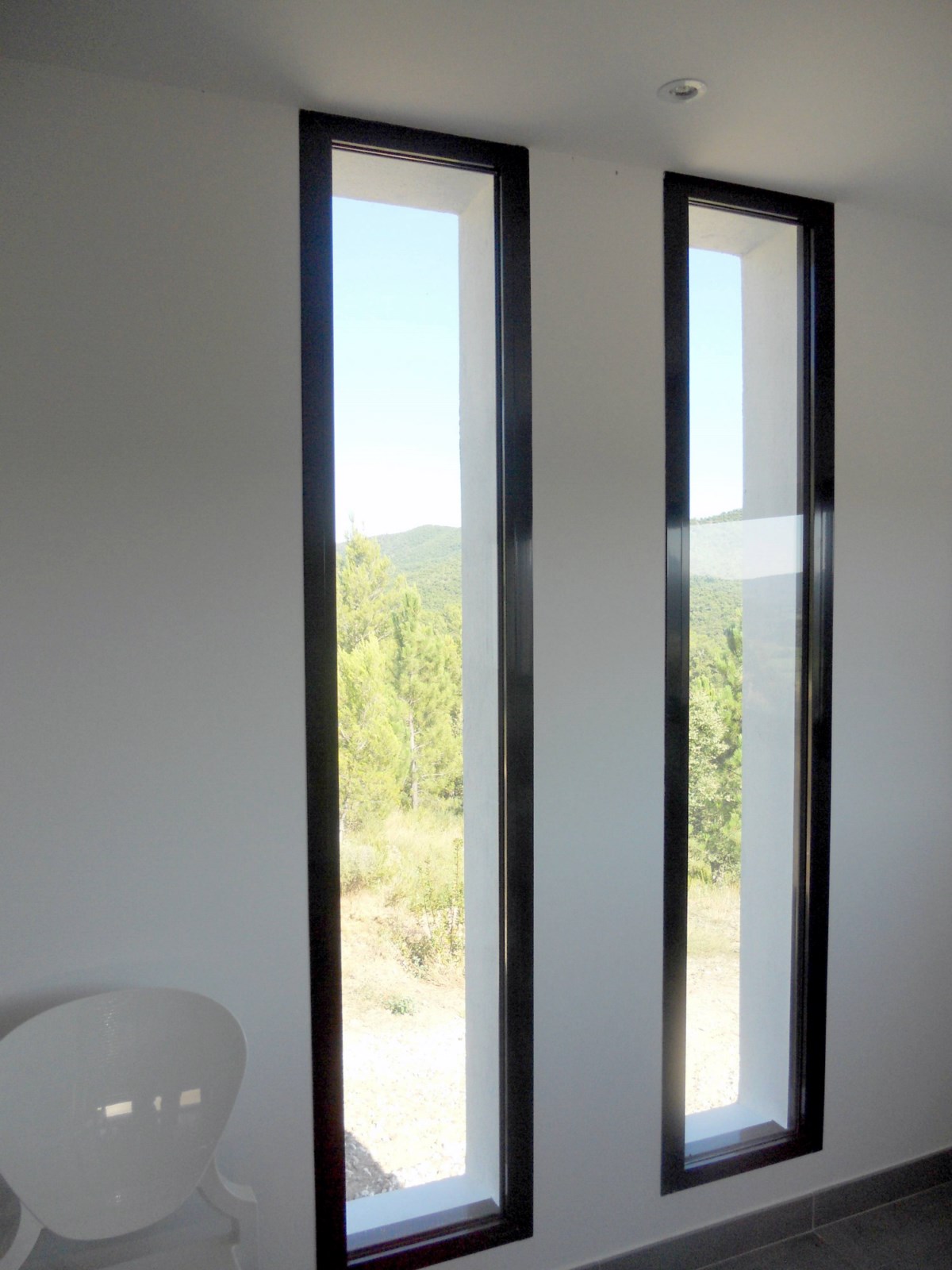 INSTALLATION DE MENUISERIES EN ALU DANS LE VAR 83